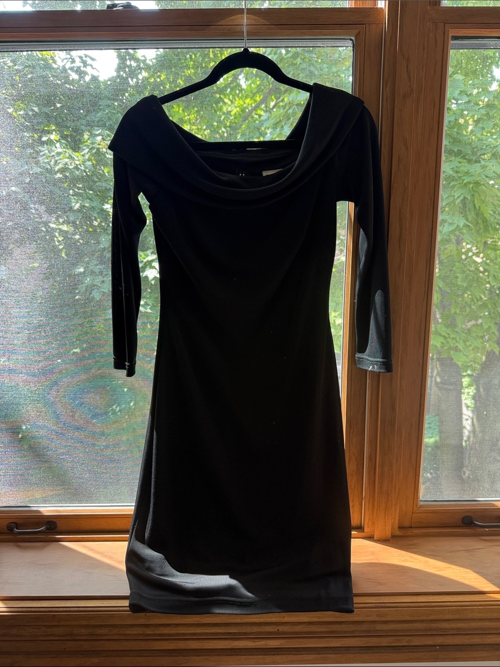 Vintage Tadashi Shoji Black Off-Shoulder Sheath Dress